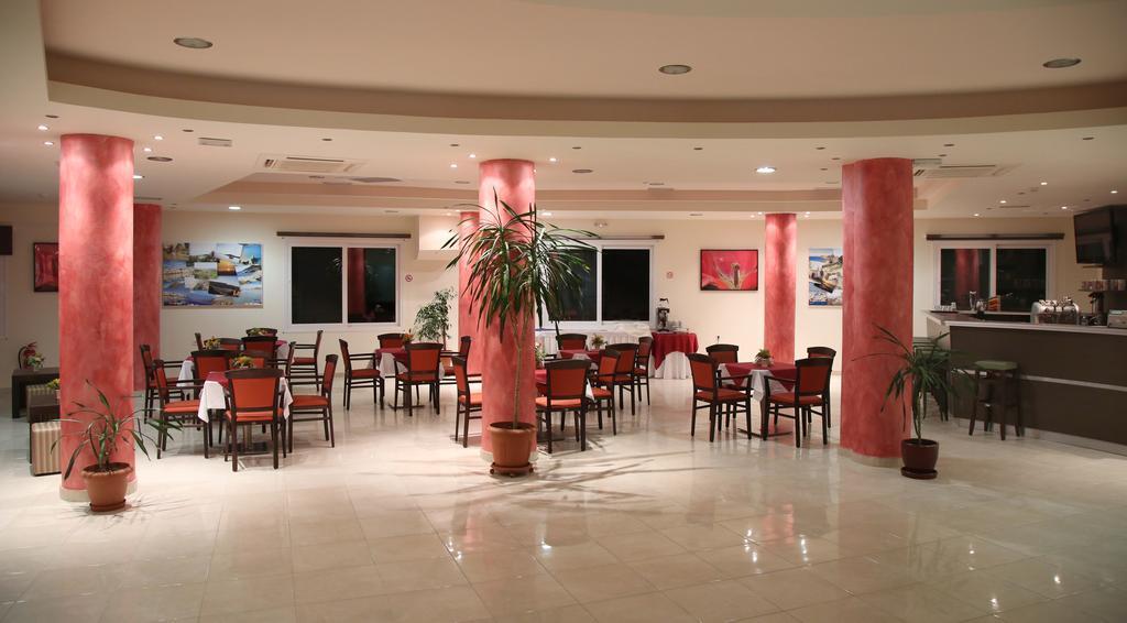 Hotel Sea Breeze Sitia  Exterior photo