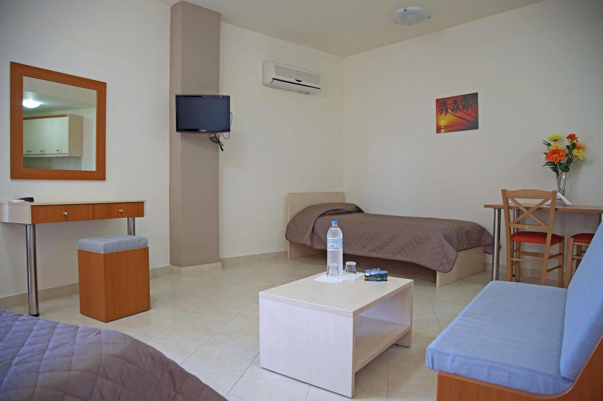 Hotel Sea Breeze Sitia  Exterior photo